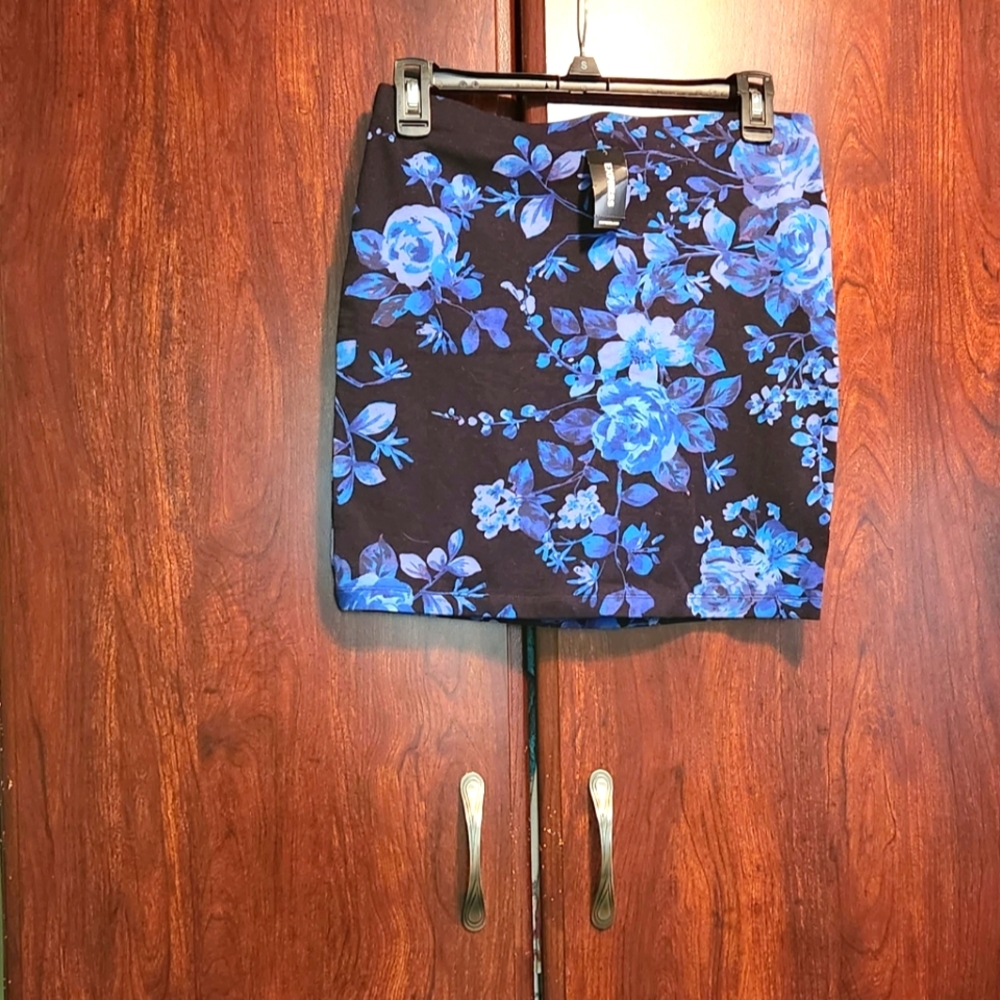 Express floral Skirt